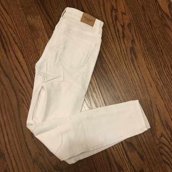white abercrombie & fitch skinny jeans - Picture 2 of 5